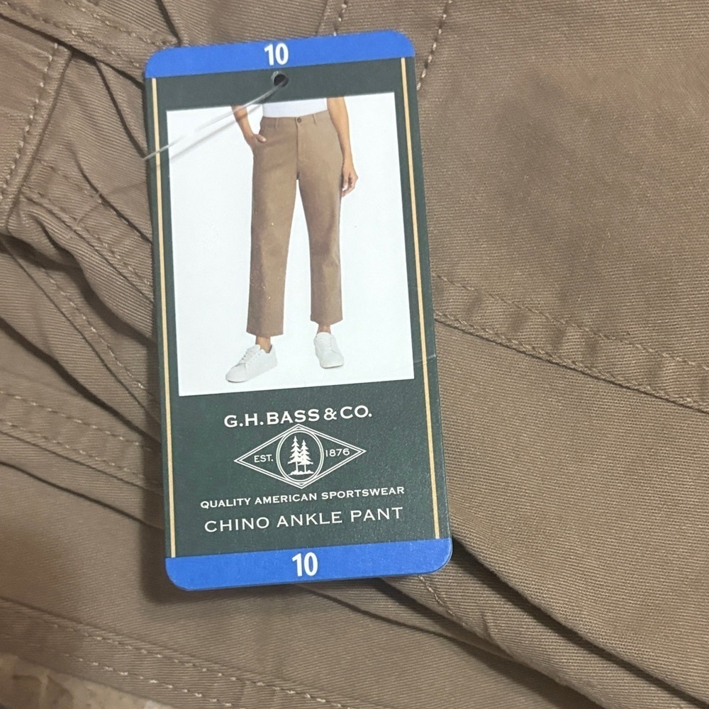 G.H. Bass & Co. / women’s Chino Pants